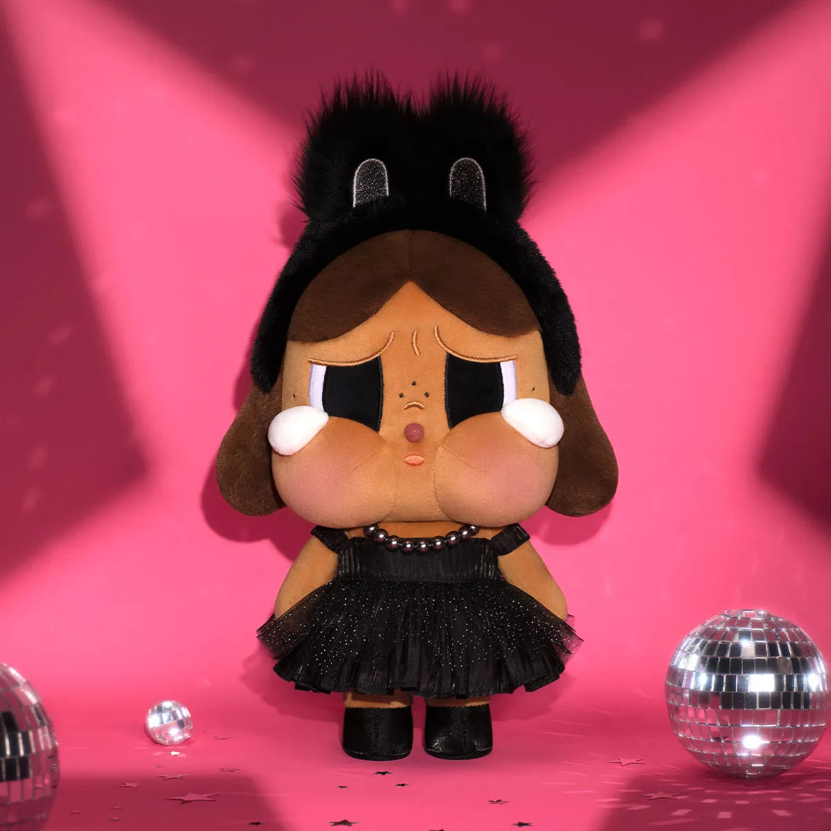 Pop mart CRYBABY SHINY SHINY SERIES-Plush Doll (Black)